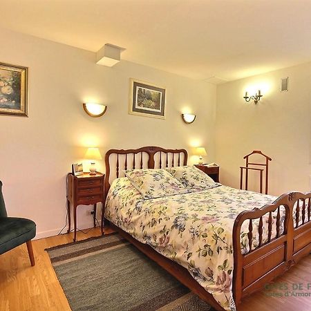 La Lande Romaine Plourivo Экстерьер фото
